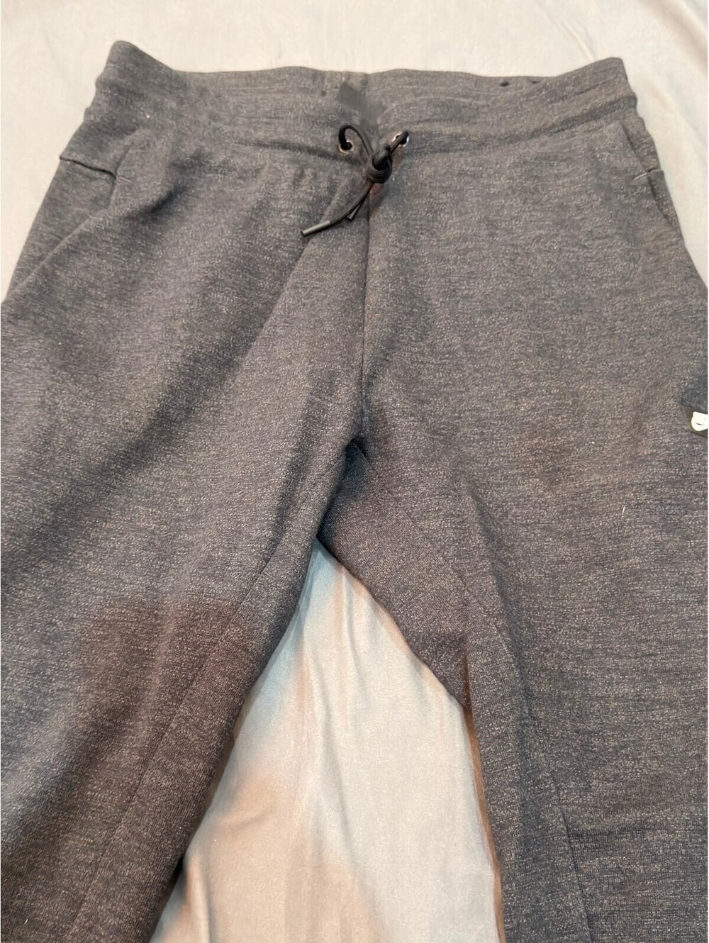 Nike Men's Gray Jogger Sweatpants with Zipper Pocket